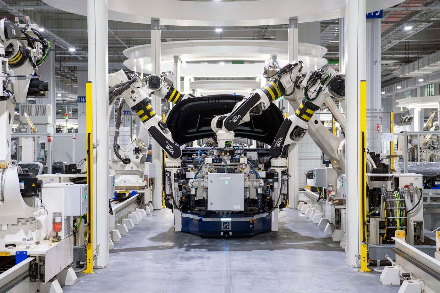 High-tech robotic automotive assembly line